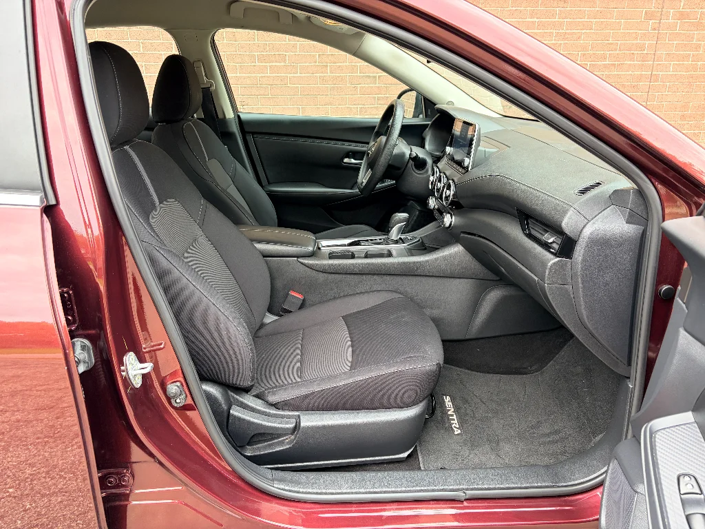 Used 2024 Rosewood Metallic Nissan SV image 20