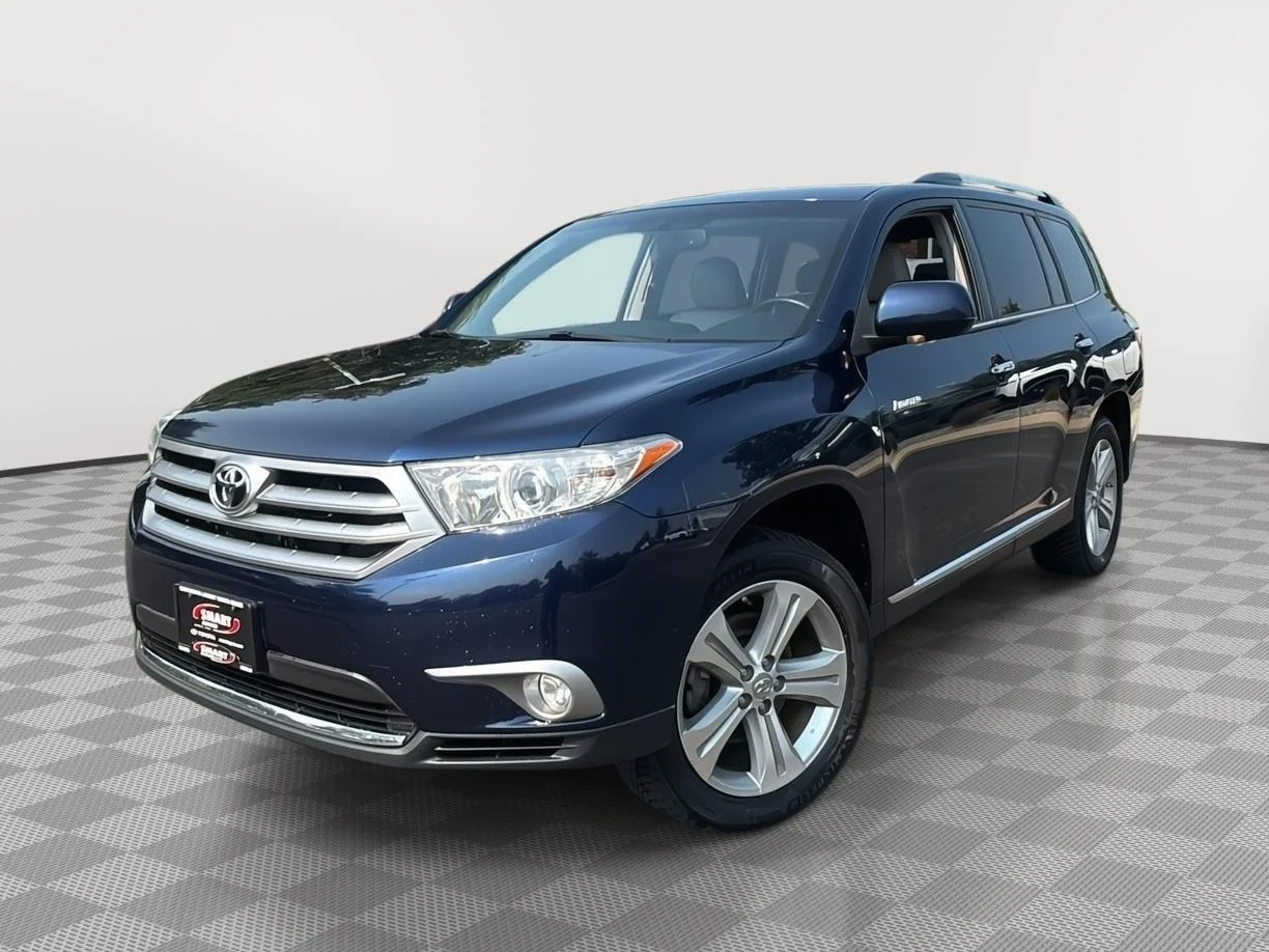 Used 2013 Nautical Blue Metallic Toyota Limited image 1