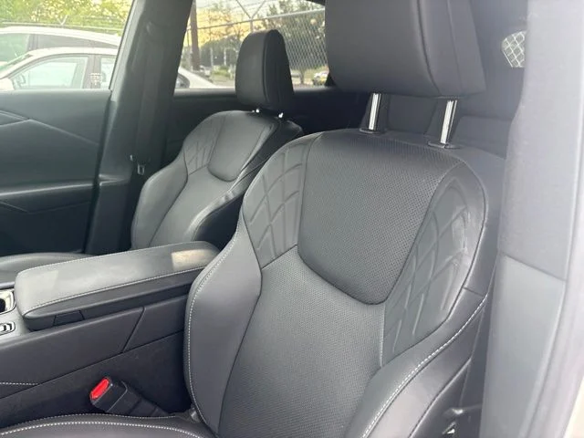 Used 2025 White Lexus 350 Premium image 2