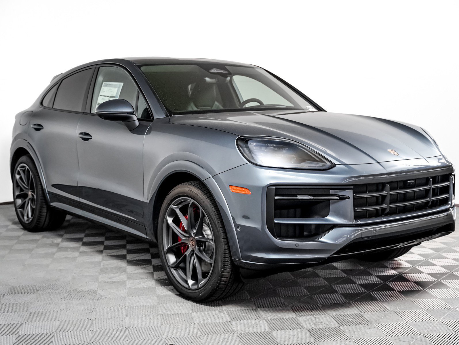 New 2026 VANADIUM GREY Porsche S Coupe image 8