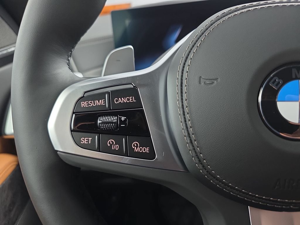 New 2027 Dravit Grey Metallic BMW xDrive40i image 18