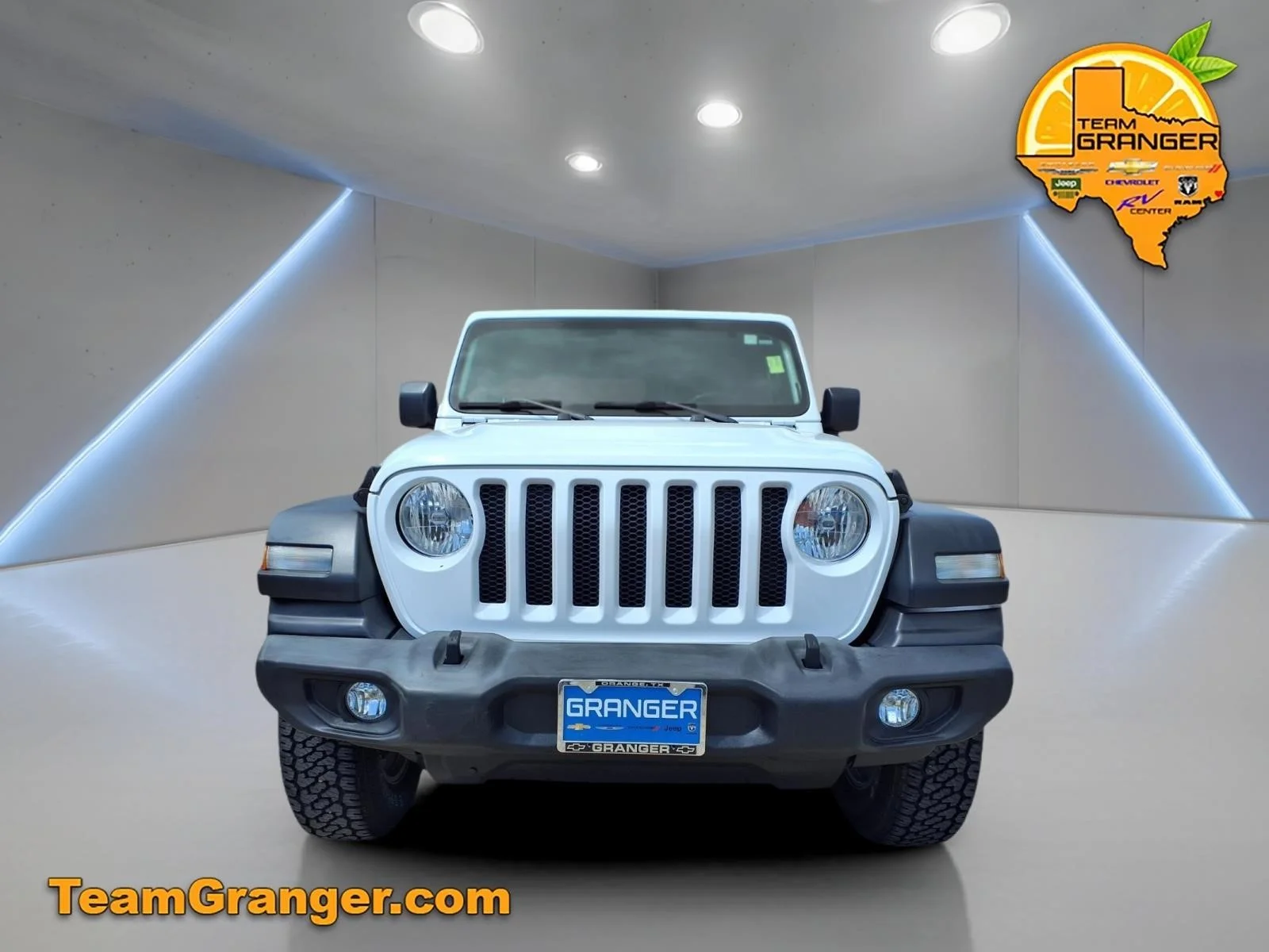 Used 2020 White Jeep Sport S image 7