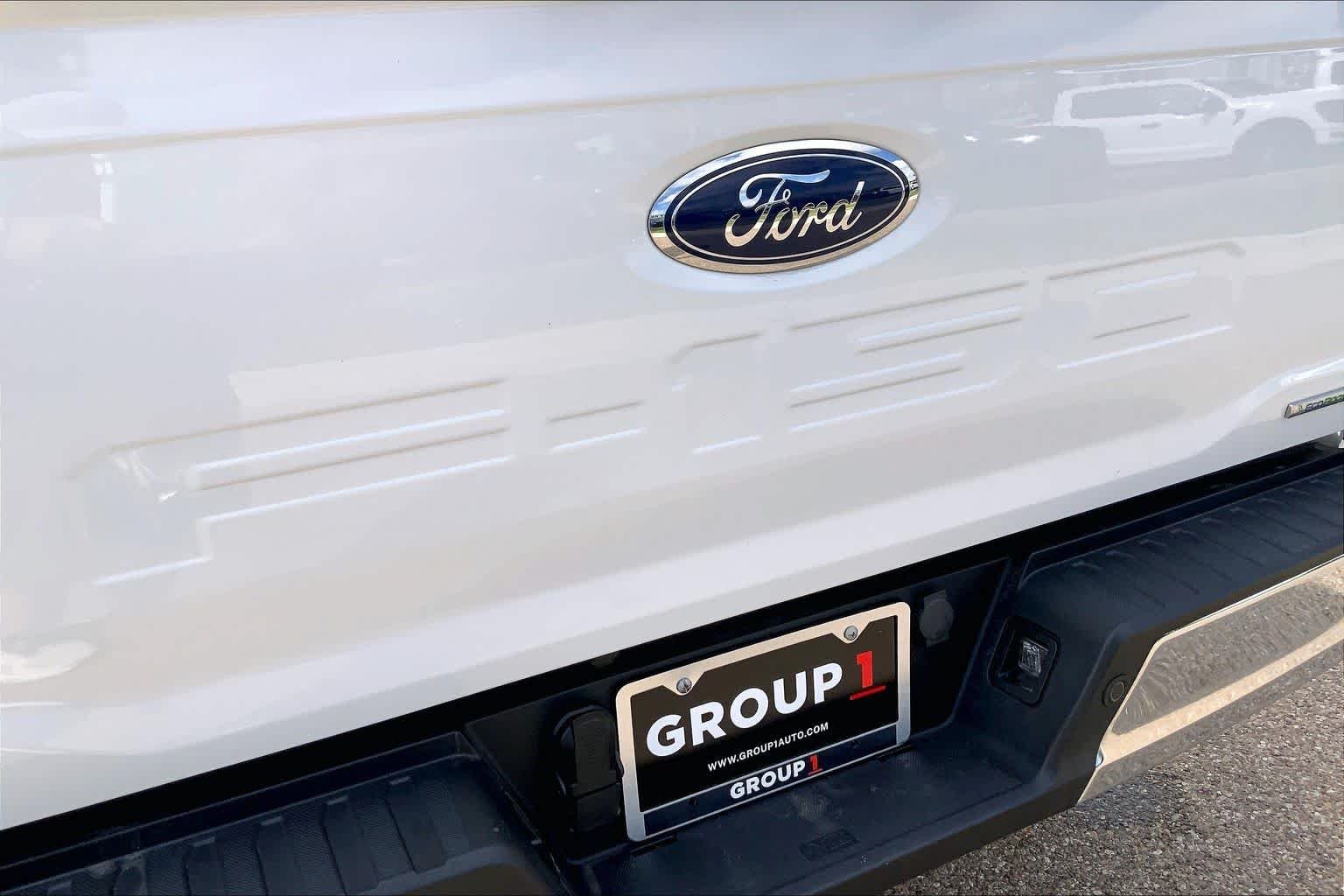 Used 2022 Oxford White Ford XLT image 31