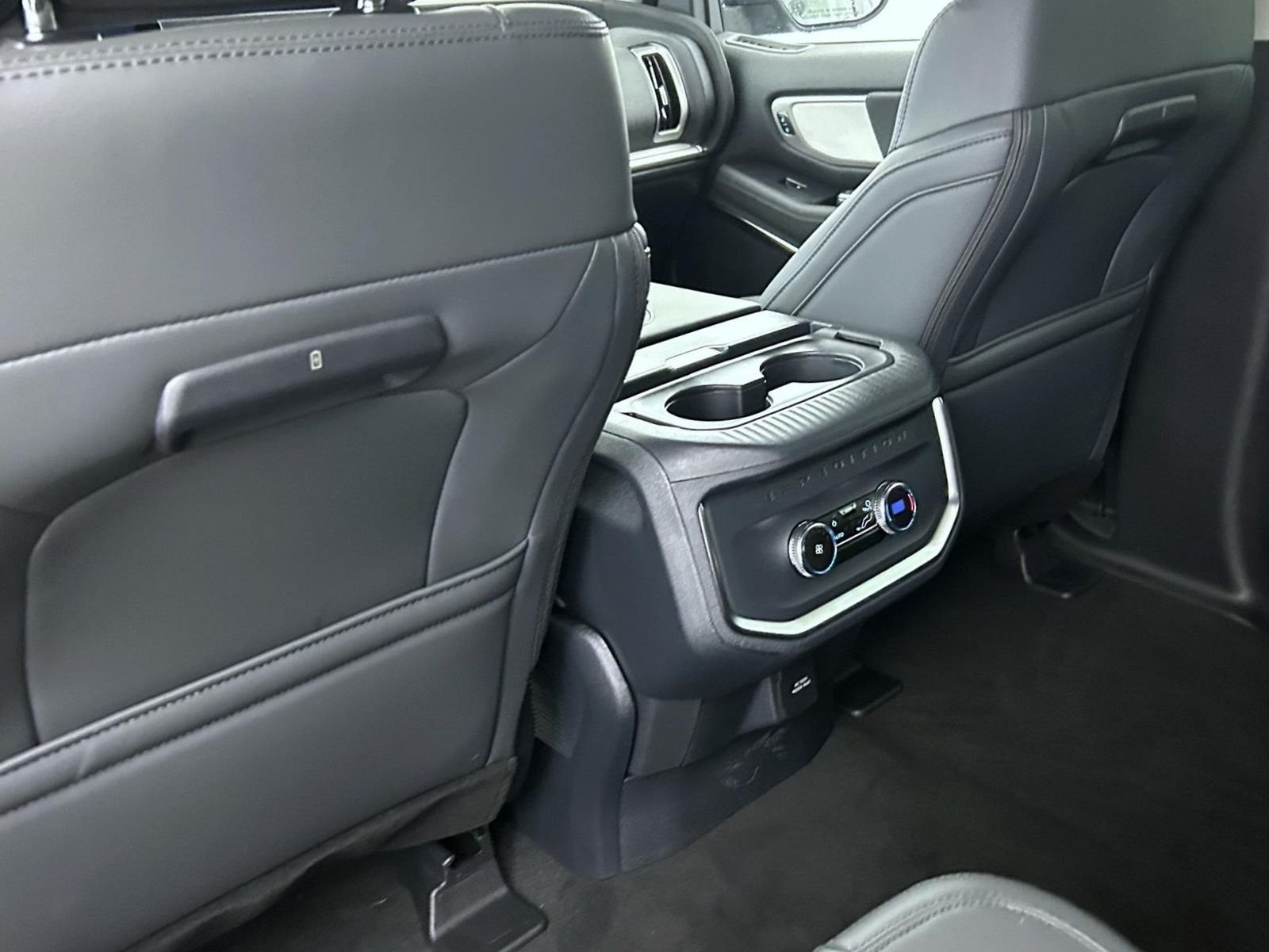 New 2027 Agate Black Metallic Ford Active image 23