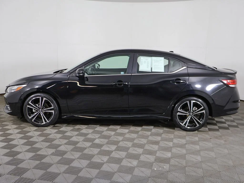 Used 2023 Super Black Nissan SR image 14