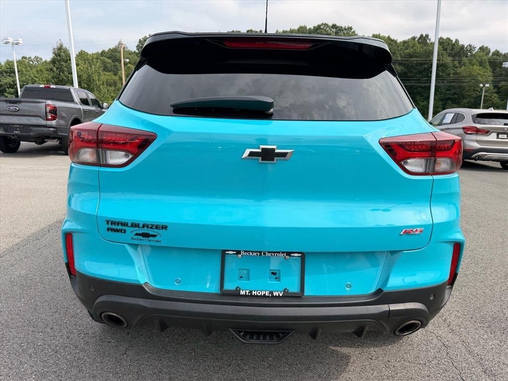 Used 2021 Oasis Blue Chevrolet RS image 4