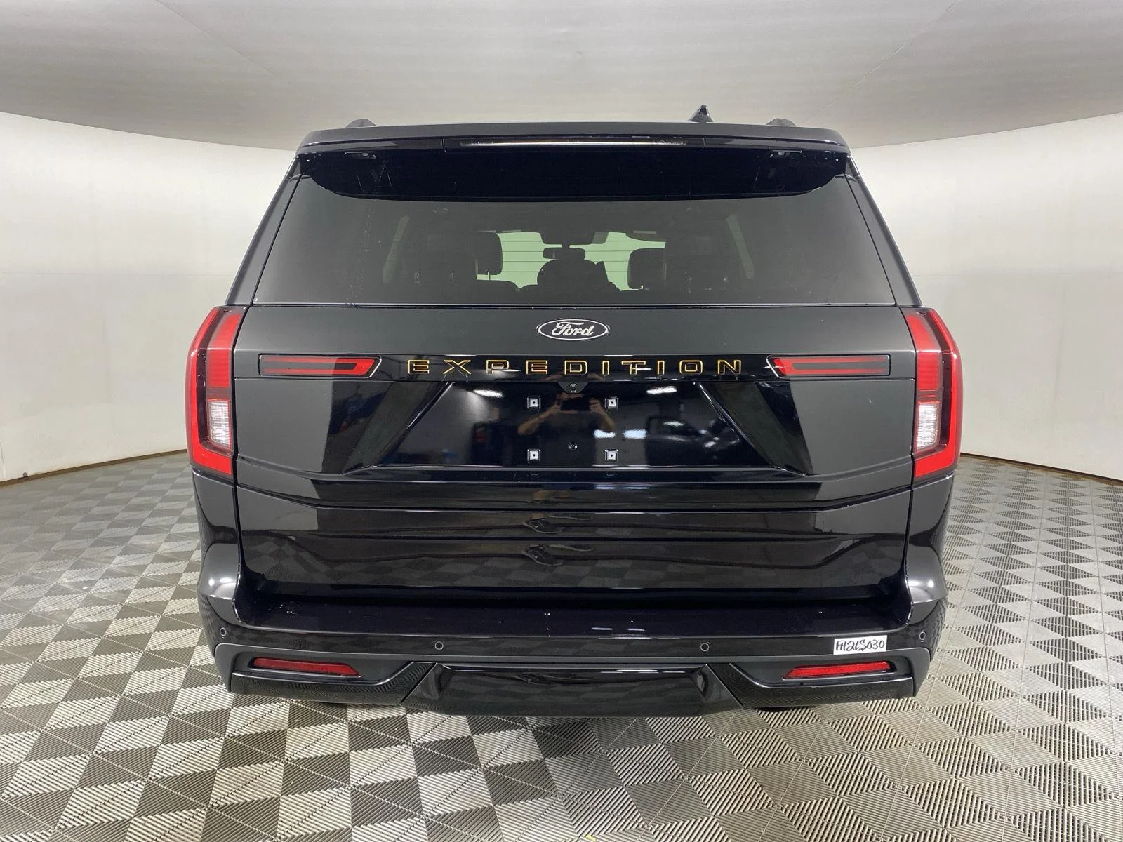 New 2025 Agate Black Metallic Ford TREMOR® image 6
