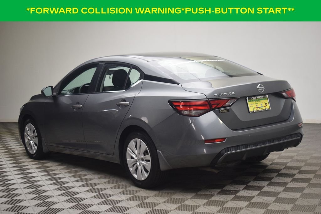 Used 2022 Gun Metallic Nissan S image 4