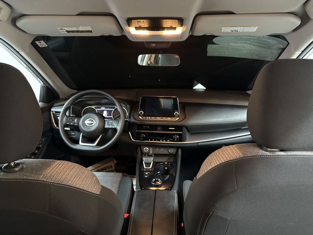 Used 2023 Brilliant Silver Metallic Nissan SV image 28