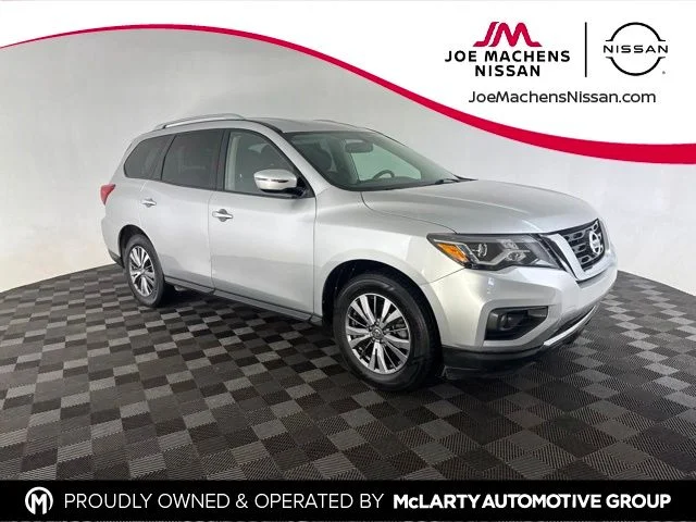 2019 Nissan Pathfinder SV
