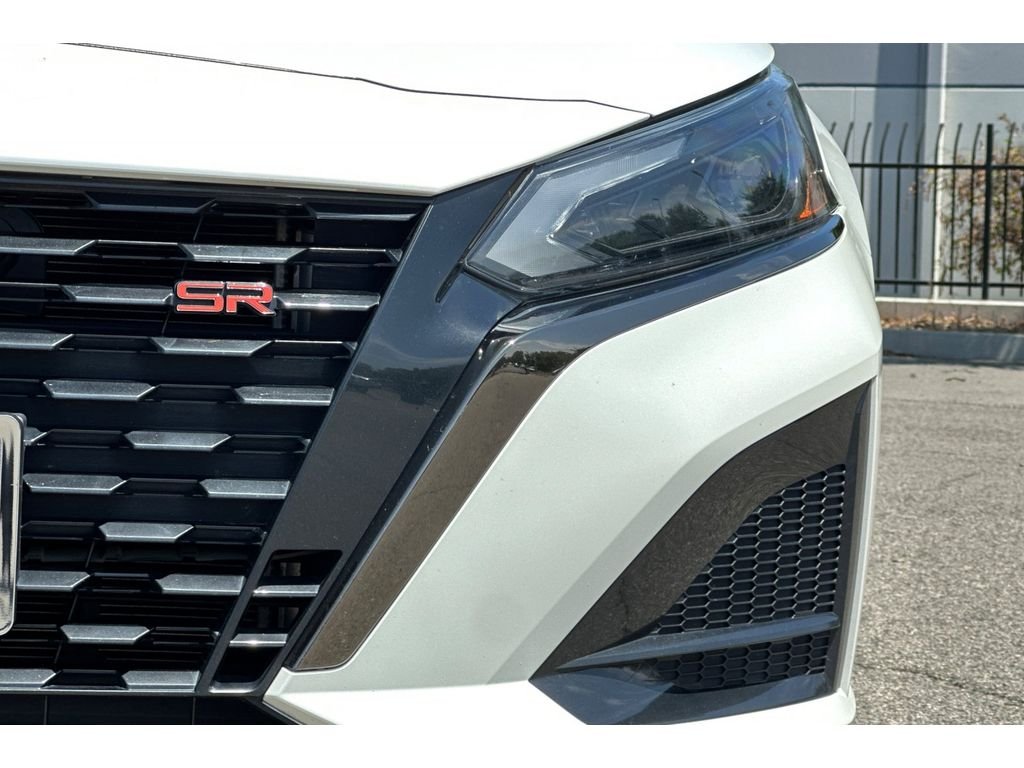 Used 2023 Pearl White Tricoat Nissan 2.5 SR image 52