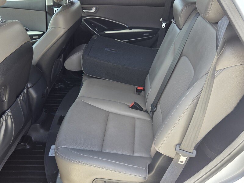 Used 2017 Silver HYUNDAI SE ULTIMATE 3.3L AUTO image 12