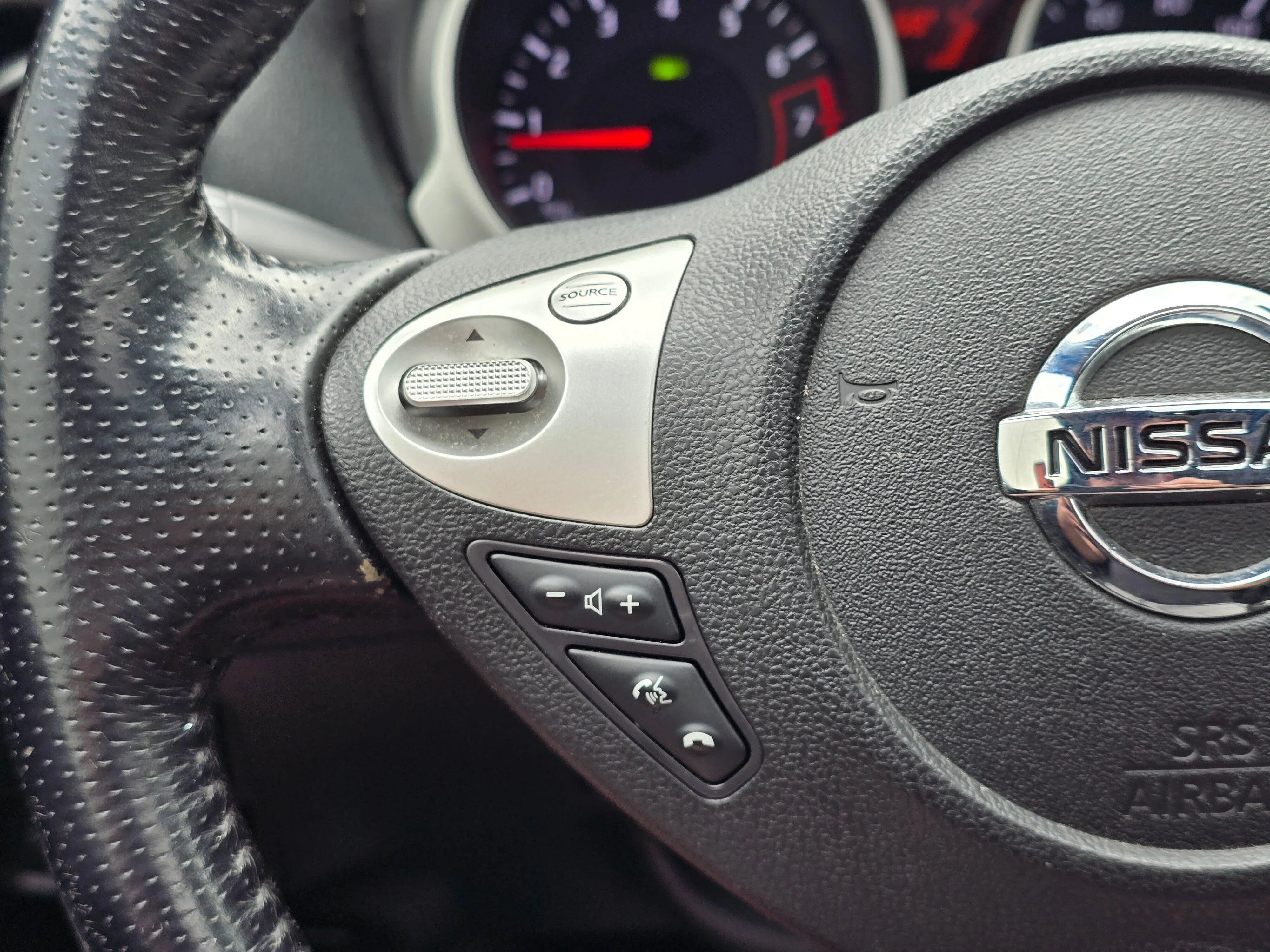 Used 2013 Sapphire Black Nissan SV image 16