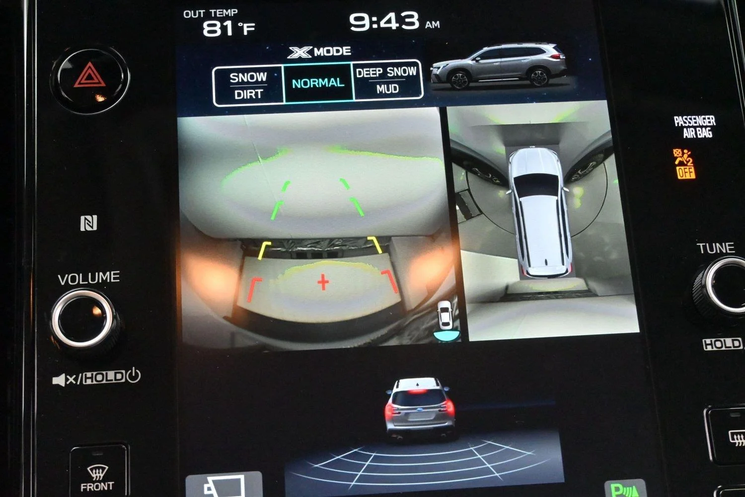 Used 2024 Ice Silver Metallic Subaru Limited image 23