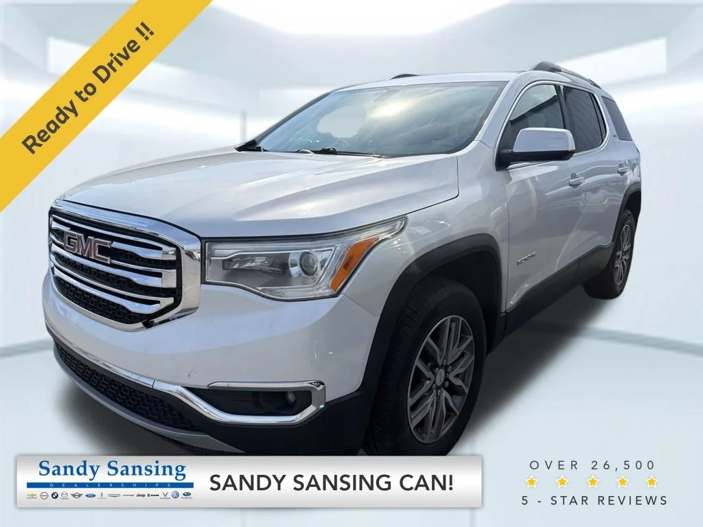 Used 2019 White GMC SLE-2 image 1