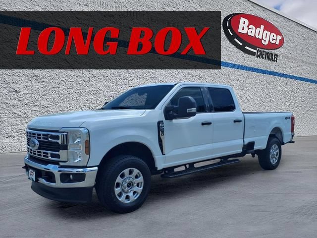 Used 2024  Ford XL image 1