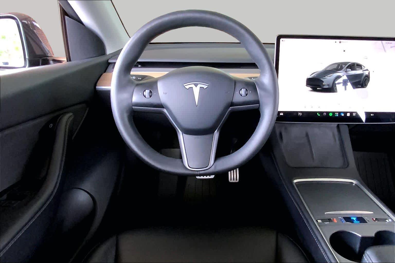 Used 2022 Deep Blue Metallic Tesla Performance image 5