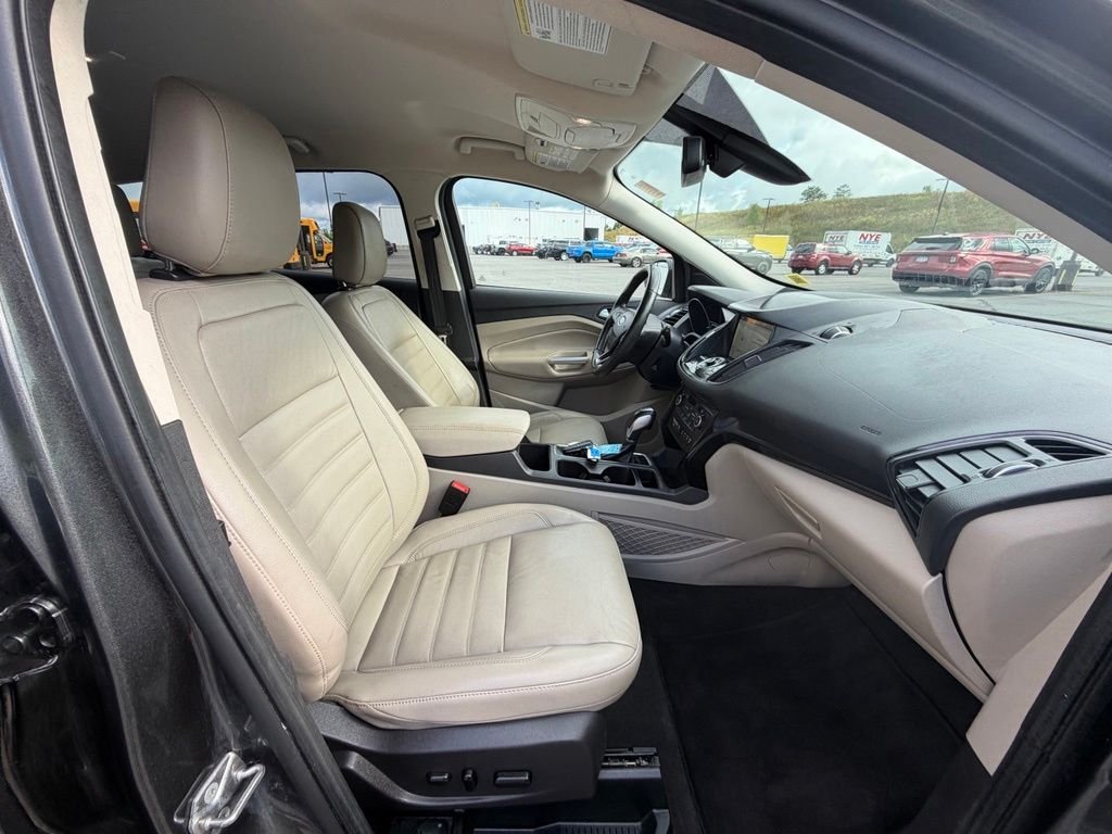 Used 2019 Gray Ford Titanium image 37