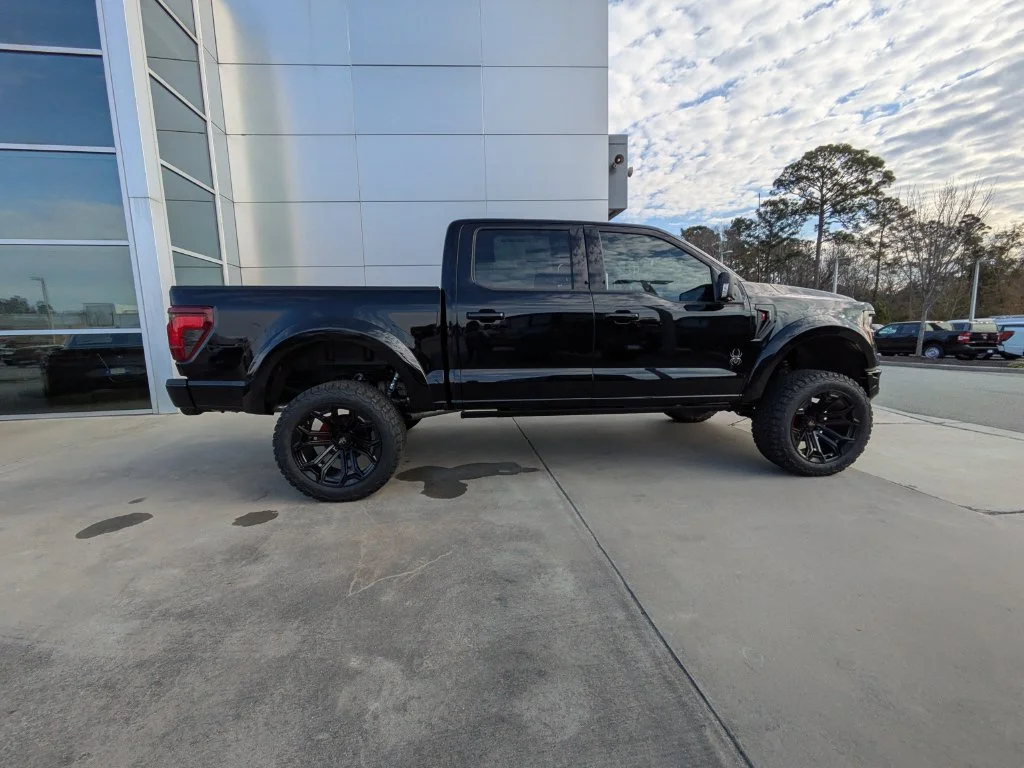 New 2026 Agate Black Metallic Ford XLT image 3