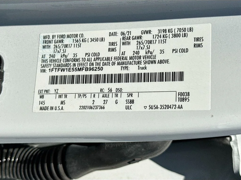 Certified Used 2021 Oxford White Ford XLT image 24