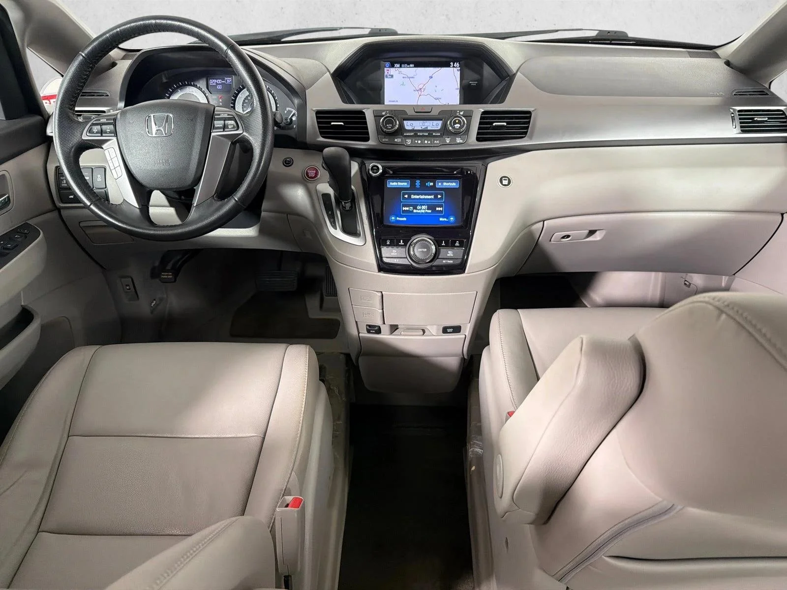 Used 2014 Gray Honda EX-L image 23