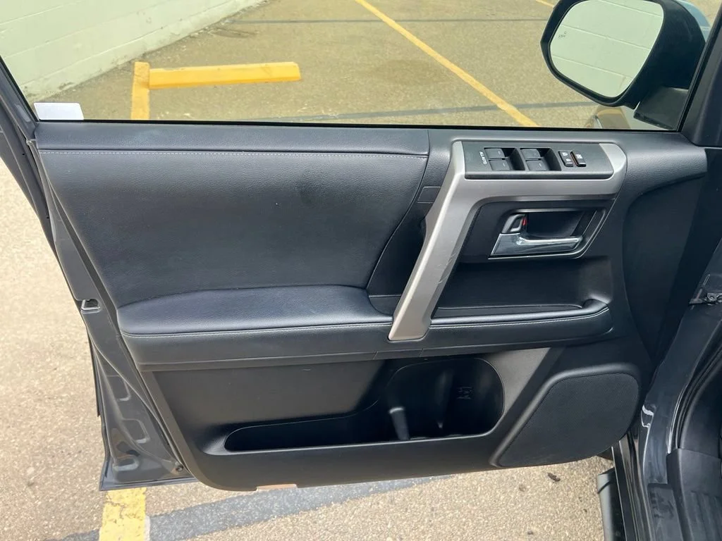 Used 2024  Toyota SR5 image 10