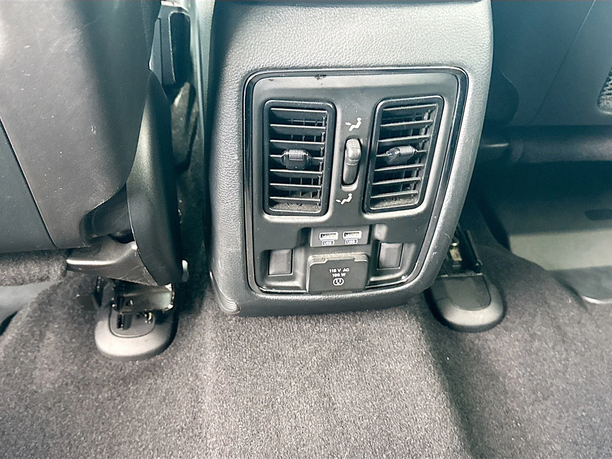 Used 2020 Sangria Metallic Clearcoat Jeep Limited image 20