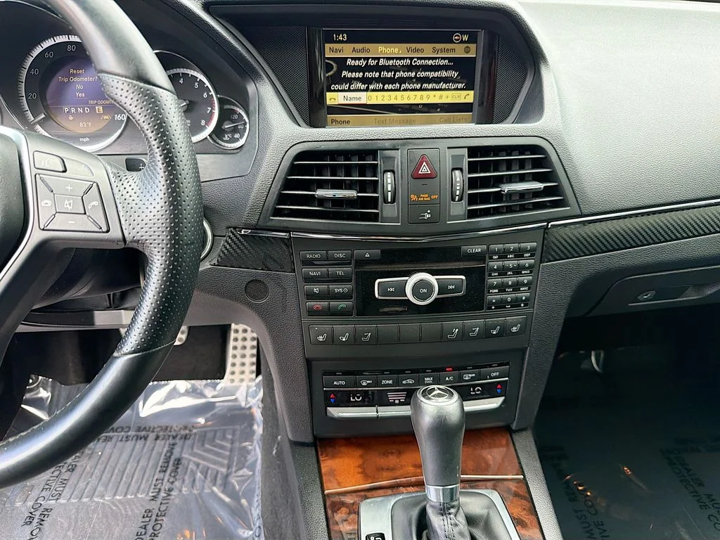 Used 2012  Mercedes-Benz E 350 image 17