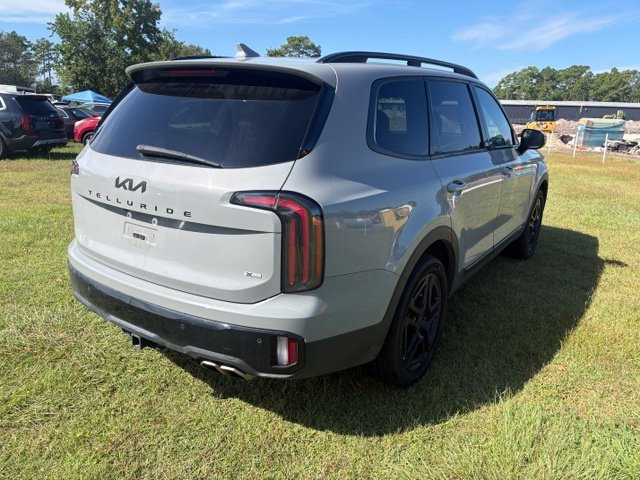 Certified Used 2025 Gray Kia SX-Prestige X-Line image 2
