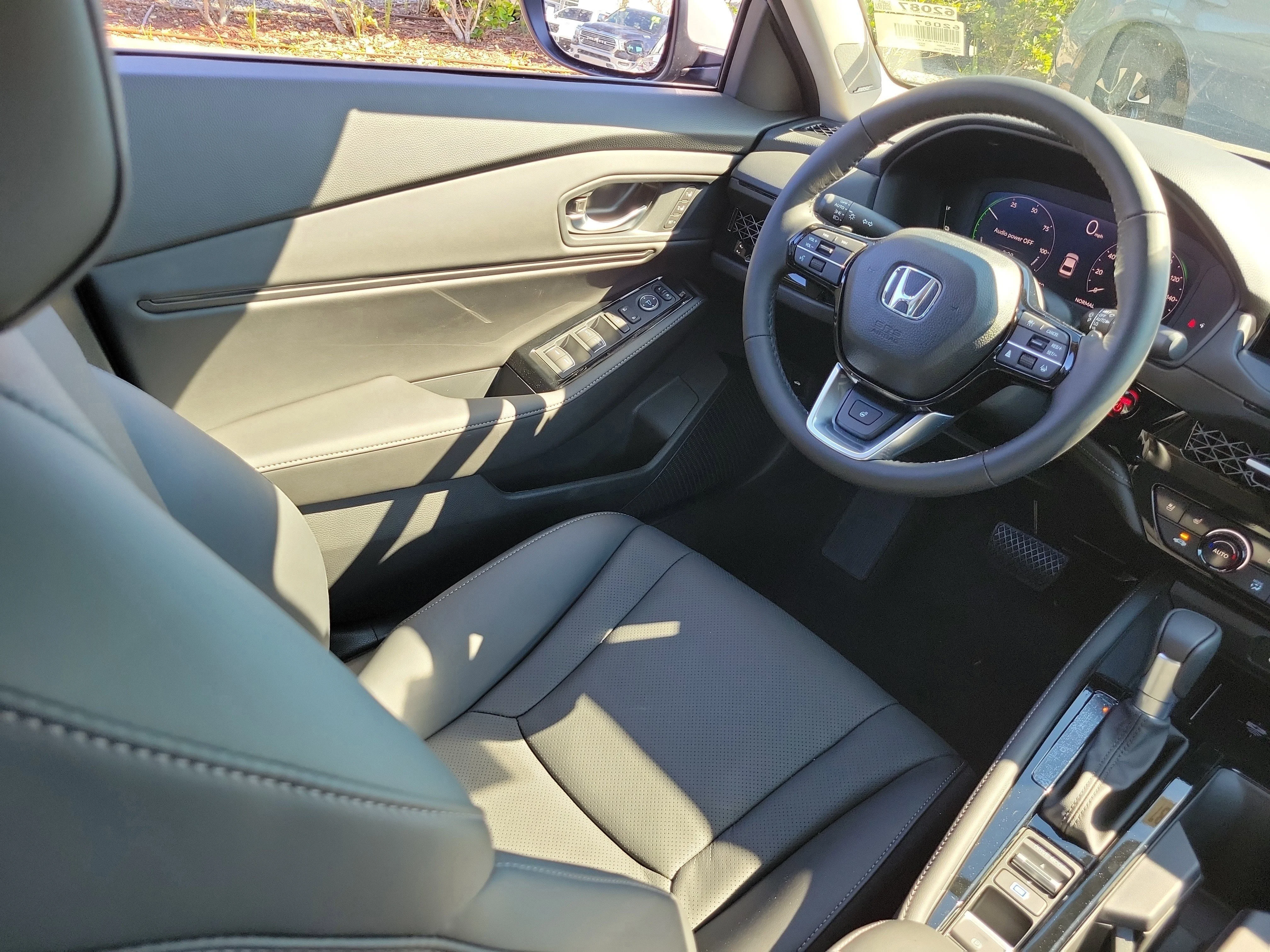 2026 Honda Accord Hybrid Touring - Photo 8