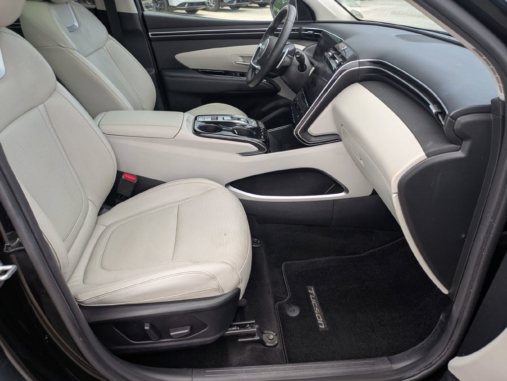 Used 2022 Black Hyundai Limited image 29