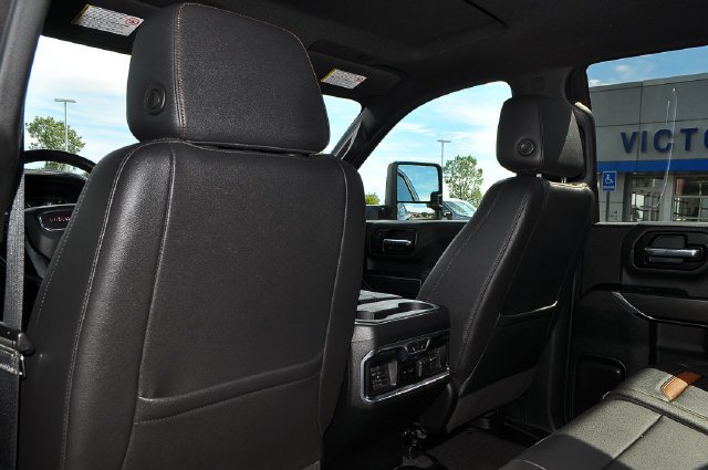 Used 2021 ONYX BLACK GMC AT4 image 14