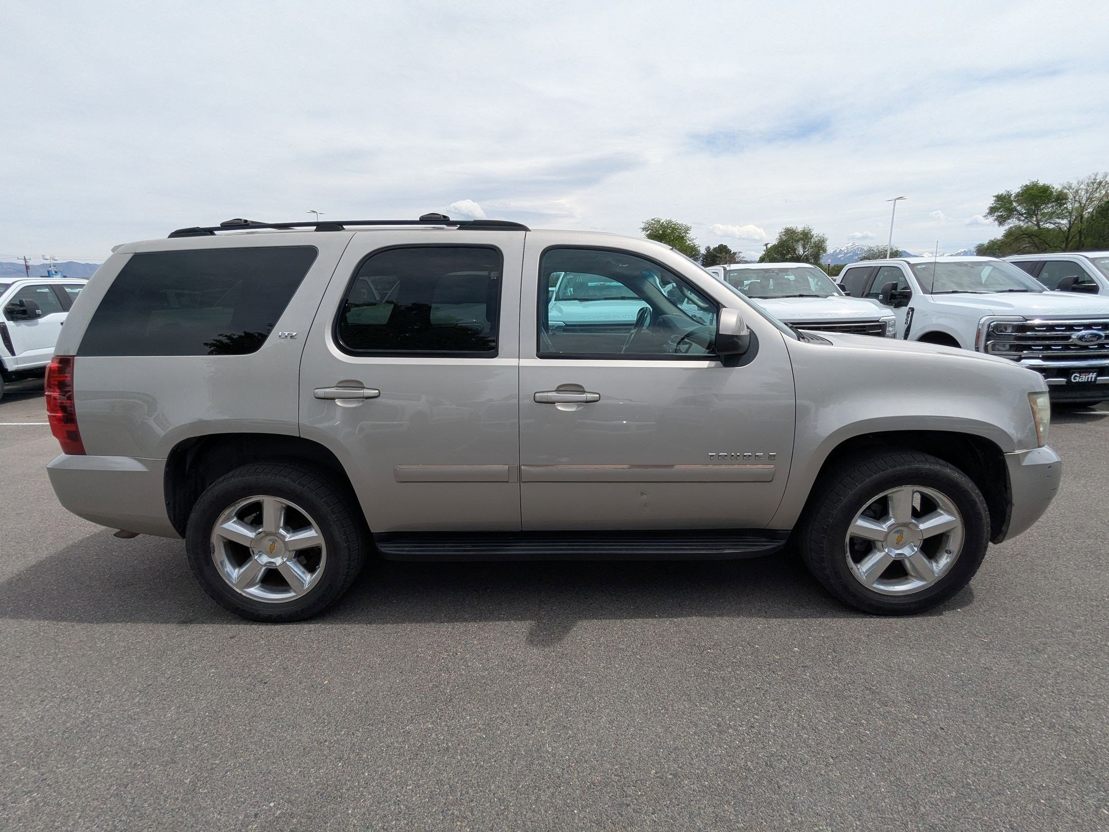 Used 2007 Chevrolet Tahoe  with VIN 1GNFK13017R161184 for sale in West Valley City, UT