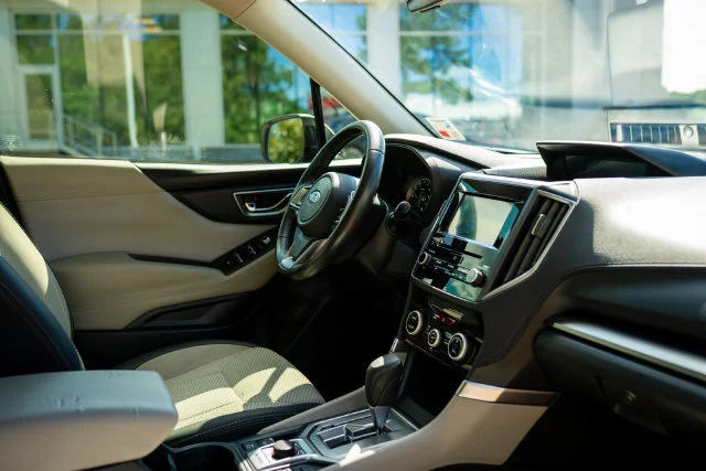 Used 2020 Crystal White Pearl Subaru Premium image 23