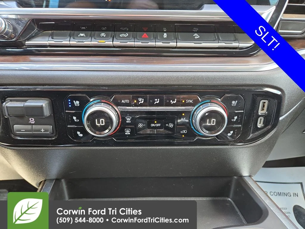 Used 2023  GMC SLT image 26