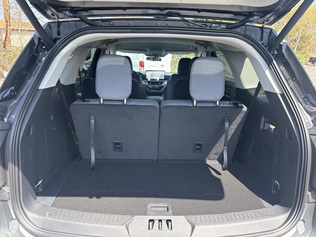 New 2026 Carbonized Gray Metallic Ford Active image 4