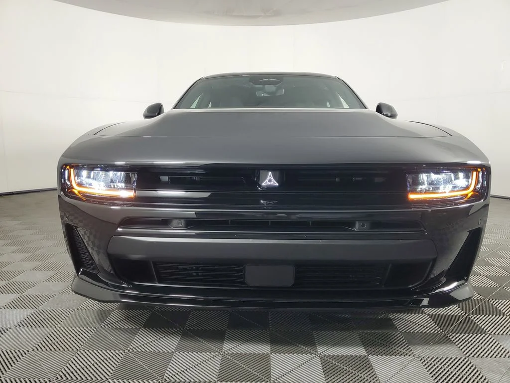 New 2026 Diamond Black Crystal Pearlcoat Dodge Scat Pack image 10