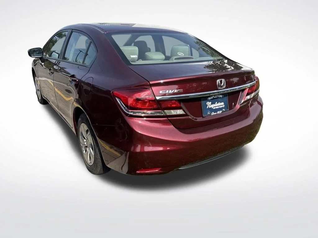 Used 2015  Honda LX image 17