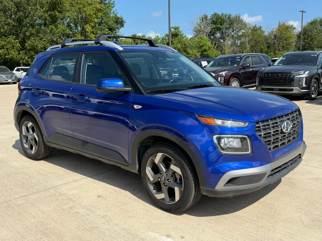 Used 2024 Intense Blue Hyundai SEL image 8