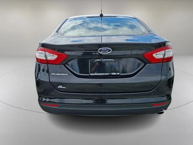 Used 2016 Black Ford S image 7
