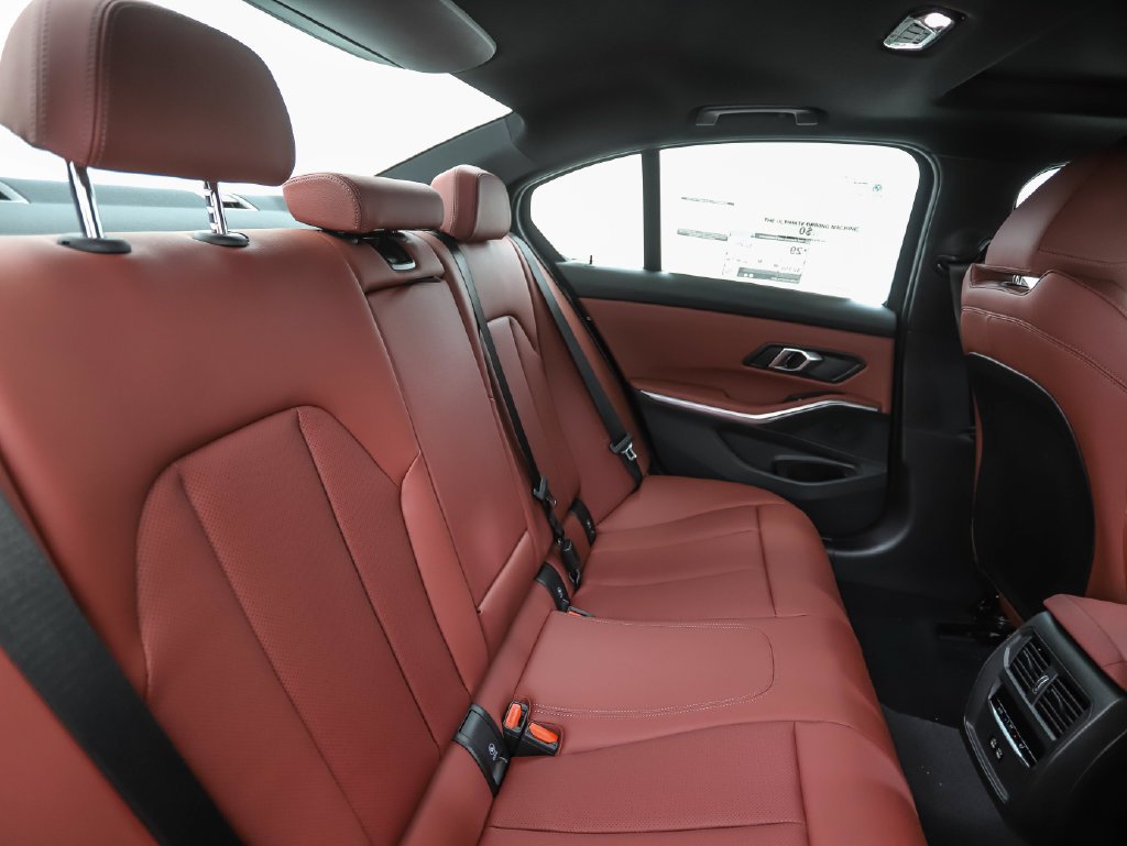 New 2026 Black Sapphire Metallic BMW M340i xDrive image 27