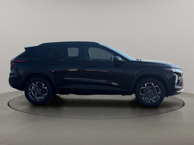 New 2026 Mosaic Black Metallic Chevrolet LT image 11