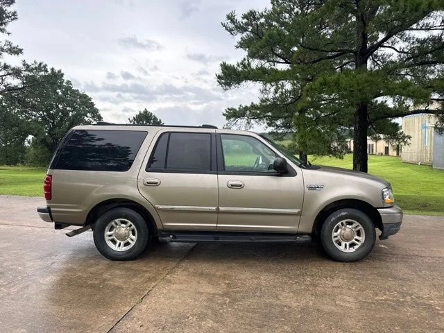 Used 2002 Beige Ford XLT image 21