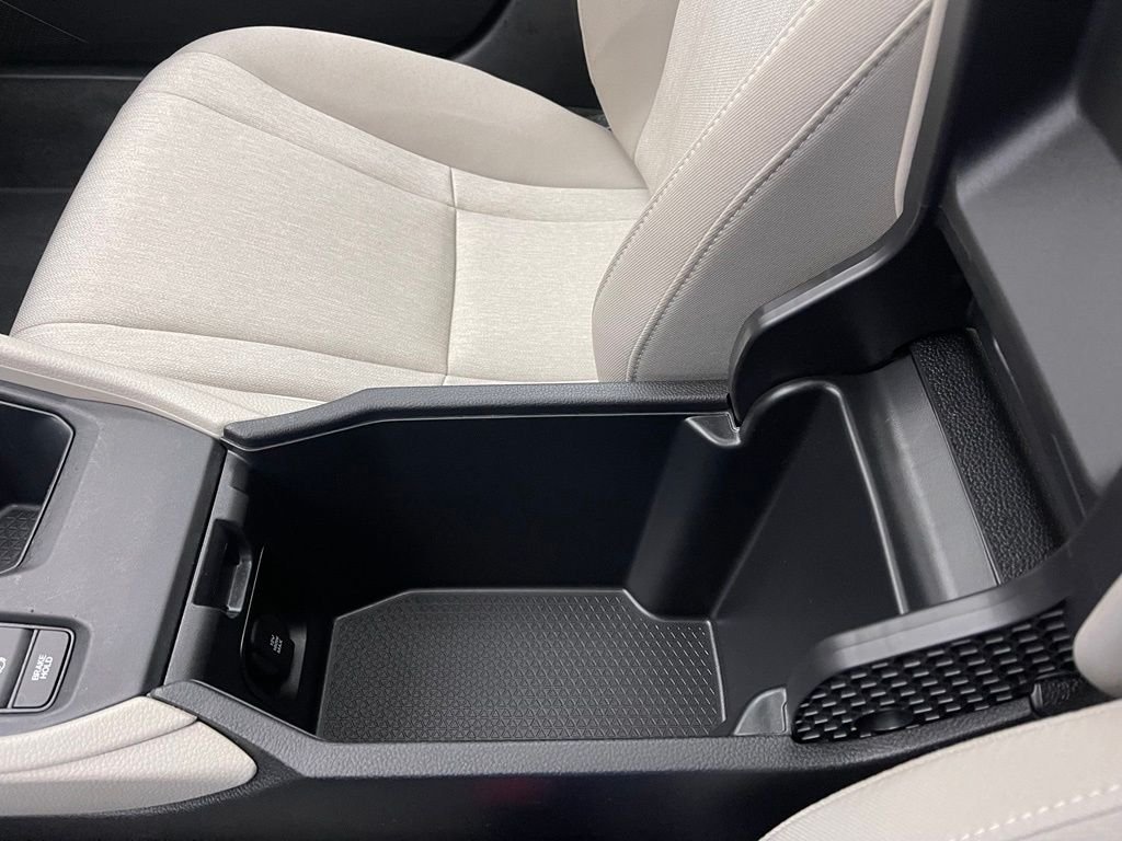 Used 2024 White Honda EX image 28