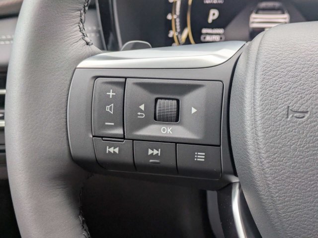 New 2027 BLACK OBSIDIAN INFINITI Luxe AWD image 28