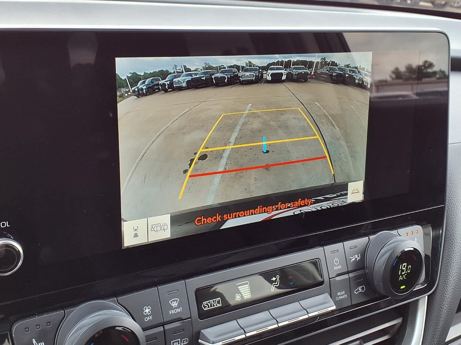 2024 Toyota Grand Highlander XLE - Photo 11