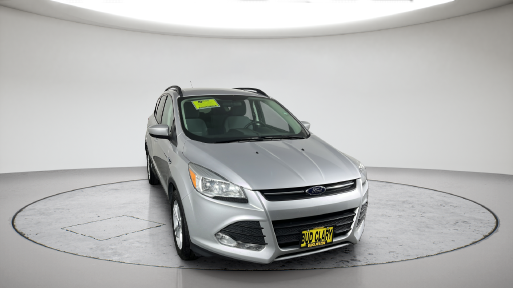 Used 2014 Ingot Silver Ford SE image 4