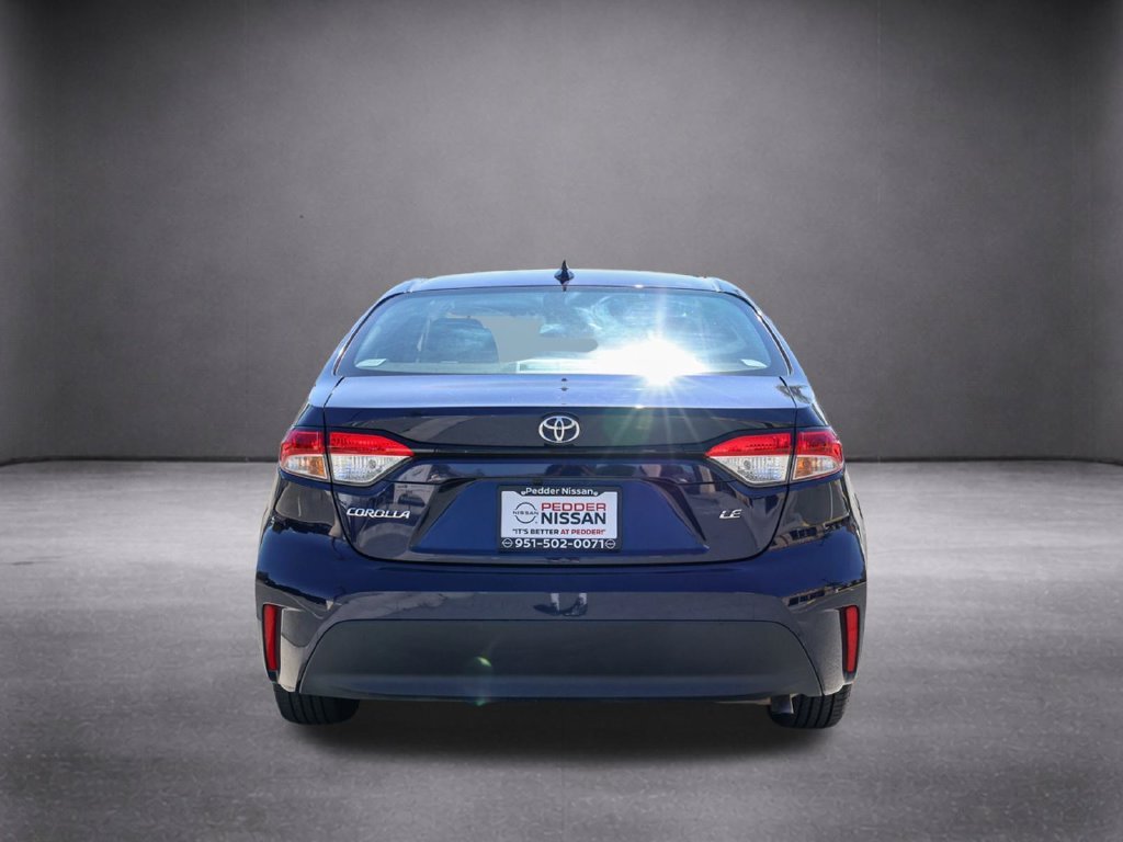 Used 2025  Toyota LE image 5