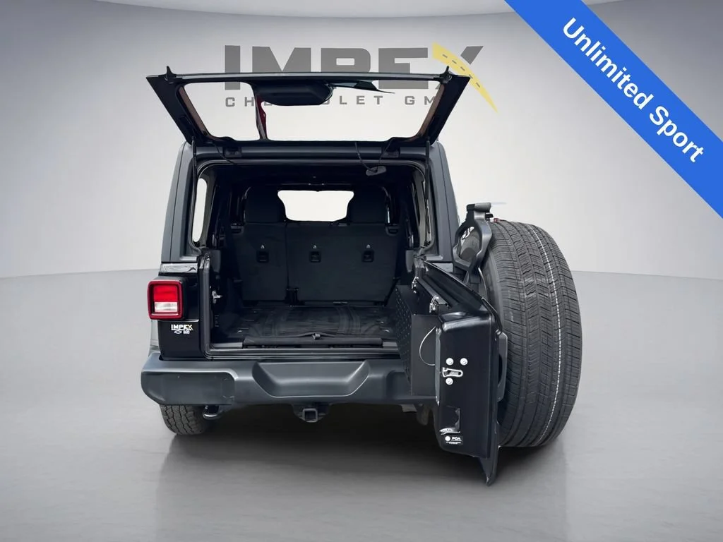 Used 2021 Black Jeep Unlimited Sport S image 25