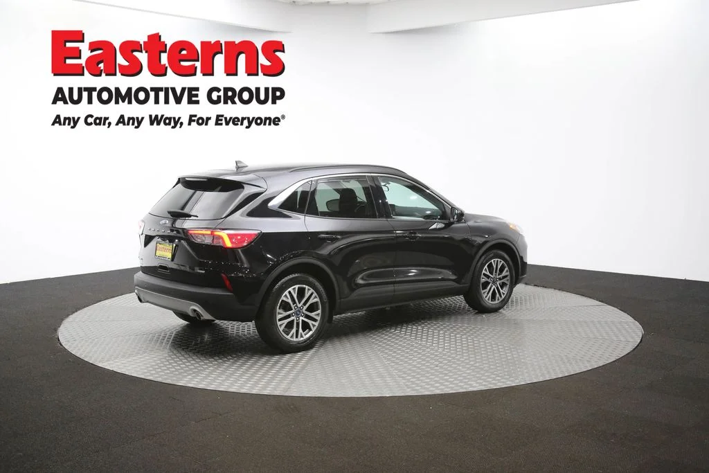 Used 2021 Black Ford SEL image 41